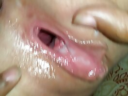 Nådlös Interracial DP Gangbang för Brittany Lawrence slutar med en extrem porr Bukkake