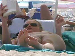 Kinky porr xxnx blond mamma blir fistad av en het babe